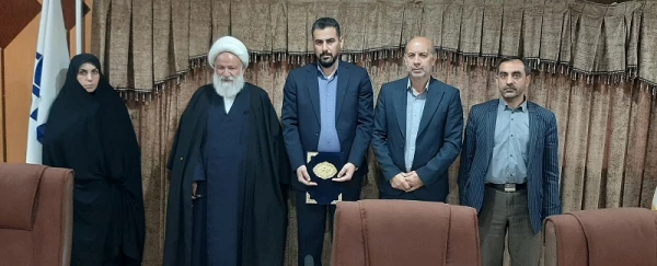 نشست معنوی و معرفتی با موضوع "شهادت، راهنمای بندگی" ویژه اساتید و کارکنان 3