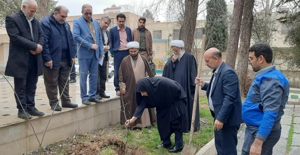 نشست معنوی و معرفتی با موضوع "شهادت، راهنمای بندگی" ویژه اساتید و کارکنان 6