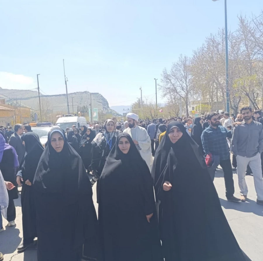 حضور گسترده مسئولین دانشگاه فرهنگیان لرستان در راهپیمایی روز جهانی قدس 3