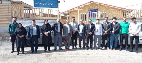 بازدید مسئولین دانشگاه فرهنگیان لرستان از مدارس چندپایه روستایی خرم آباد 2