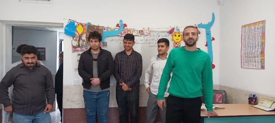بازدید مسئولین دانشگاه فرهنگیان لرستان از مدارس چندپایه روستایی خرم آباد 4