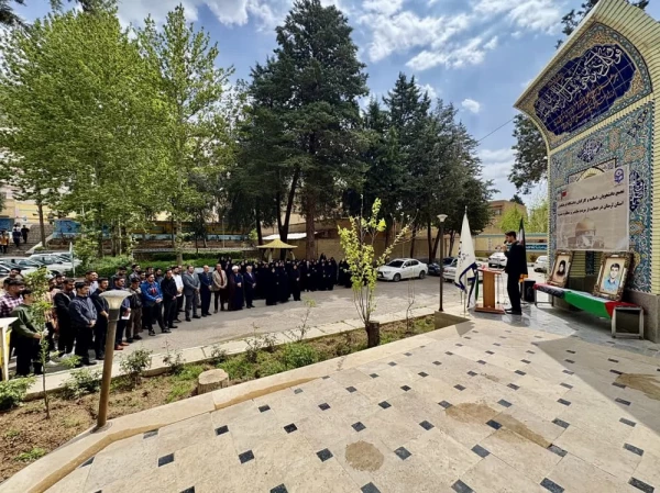 تجمع اساتید، کارکنان و دانشجومعلمان دانشگاه فرهنگیان لرستان در حمایت از مردم مظلوم غزه و محکومیت جنایات رژیم غاصب صهیونیستی 6