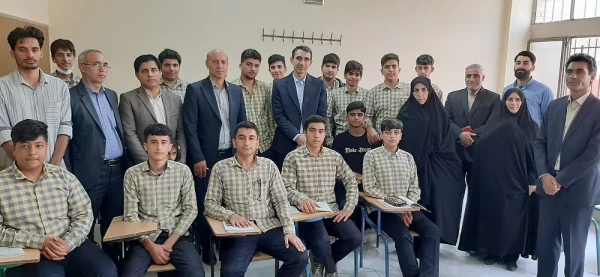 بازدید از مدارس مجری کارورزی به مناسبت دهه سرآمدی آموزش و روز معلم  2