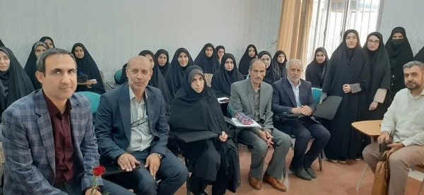 دیدار صمیمی مسئولان دانشگاه فرهنگیان لرستان با اساتید،کارکنان و دانشجویان به مناسبت روز معلم 2