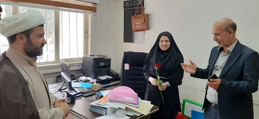 دیدار صمیمی مسئولان دانشگاه فرهنگیان لرستان با اساتید،کارکنان و دانشجویان به مناسبت روز معلم 7