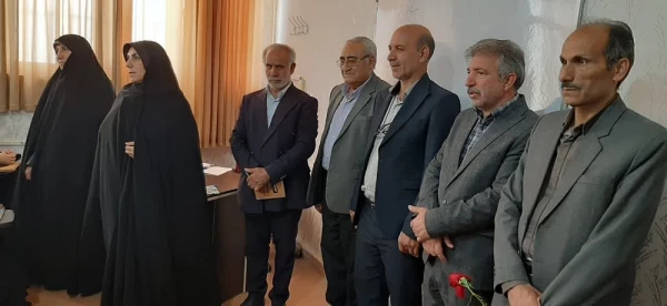 دیدار صمیمی مسئولان دانشگاه فرهنگیان لرستان با اساتید،کارکنان و دانشجویان به مناسبت روز معلم 16