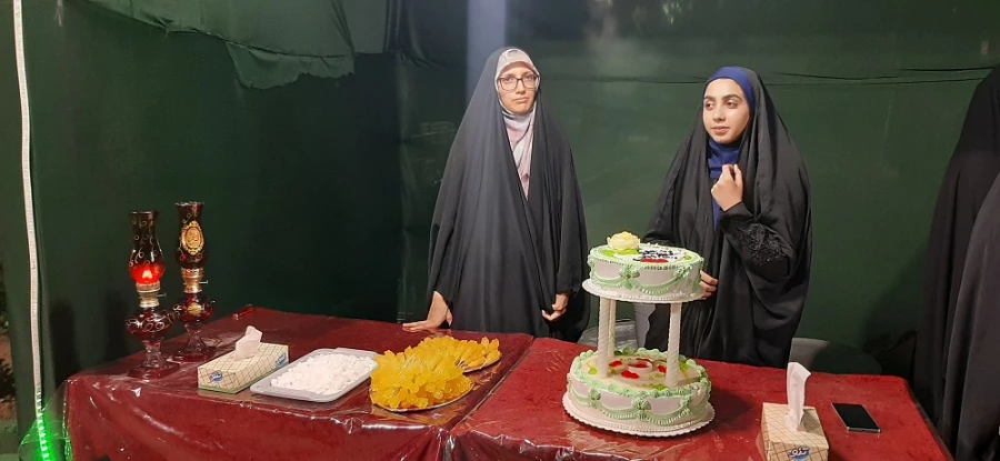 به مناسبت دهه کرامت برگزار شد:
برگزاری جشن دانشجویی دهه کرامت در پردیس آیت اله کمالوند با حضور مسئولان و استقبال پرشور دانشجویان
 4