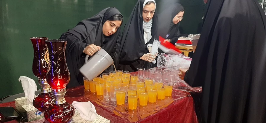 به مناسبت دهه کرامت برگزار شد:
برگزاری جشن دانشجویی دهه کرامت در پردیس آیت اله کمالوند با حضور مسئولان و استقبال پرشور دانشجویان
 13