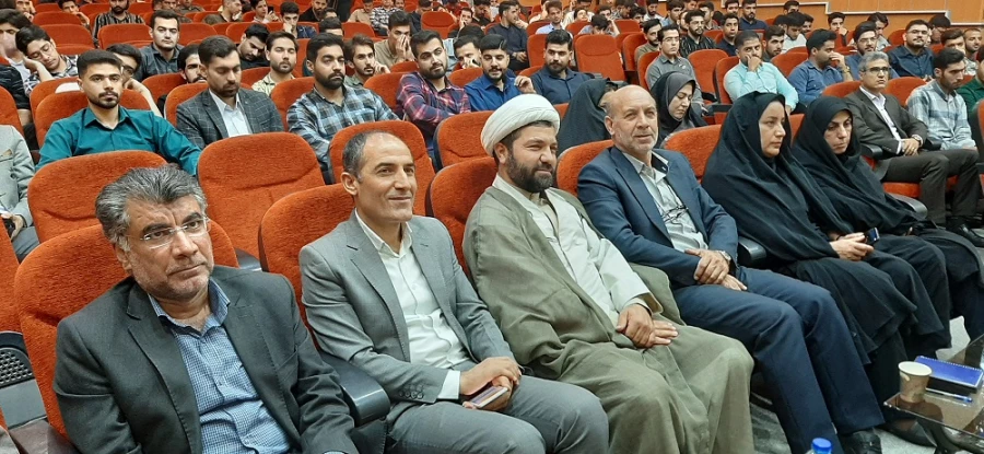 آیین جشن دانش آموختگی دانشجومعلمان ورودی ۱۴۰۰ پردیس علامه طباطبایی لرستان  3