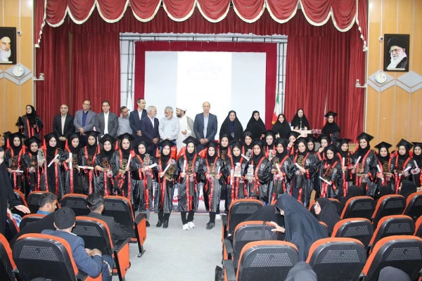  دانش آموختگی دانشجویان ورودی ۱۴۰۰ پردیس آیت الله کمالوند و مرکز زینب کبری(س) بروجرد 2
