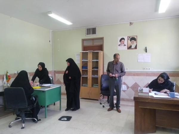 بازدید سرپرست دانشگاه فرهنگیان لرستان از روند معاینات پزشکی داوطلبان ورودی ۱۴۰۴ 2