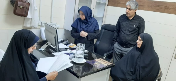 بازدید سرپرست دانشگاه فرهنگیان لرستان از روند معاینات پزشکی داوطلبان ۱۴۰۴ در بروجرد 7