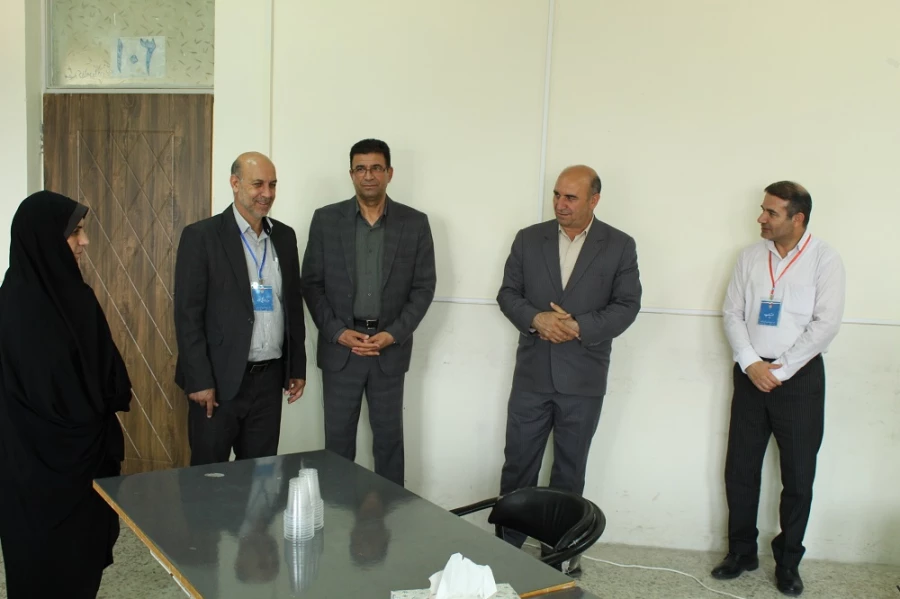 تأکید فرماندار خرم آباد بر عدالت و شفافیت در ارزیابی شایستگی های معلمی داوطلبان ورود به دانشگاه فرهنگیان 2
