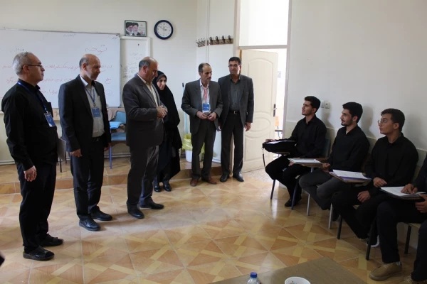 تأکید فرماندار خرم آباد بر عدالت و شفافیت در ارزیابی شایستگی های معلمی داوطلبان ورود به دانشگاه فرهنگیان 4