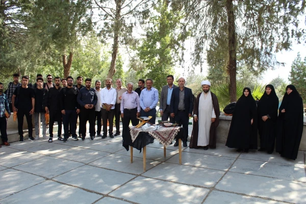 مراسم بدرقه کاروان پیاده روی اربعین حسینی دانشگاه فرهنگیان لرستان 2