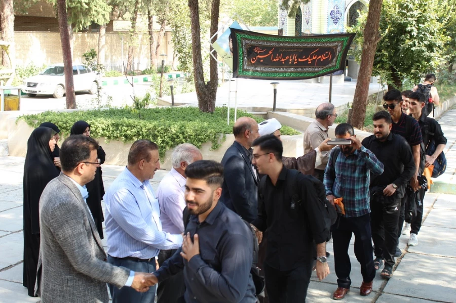مراسم بدرقه کاروان پیاده روی اربعین حسینی دانشگاه فرهنگیان لرستان 6