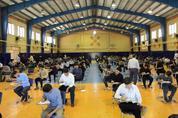 بازدید معاون هماهنگی دانشگاه از امتحانات، سراها و پروژه های عمرانی مرکز شهید میرشاکی 2