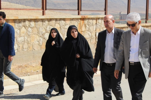 بازدید مسئولان استانی از زمین پیشنهادی طرح جامع دانشگاه فرهنگیان لرستان 2