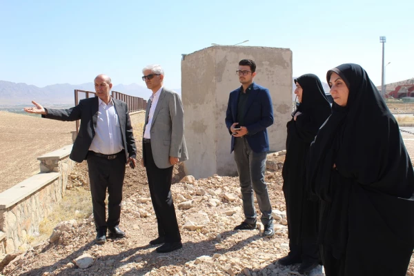 بازدید مسئولان استانی از زمین پیشنهادی طرح جامع دانشگاه فرهنگیان لرستان 4
