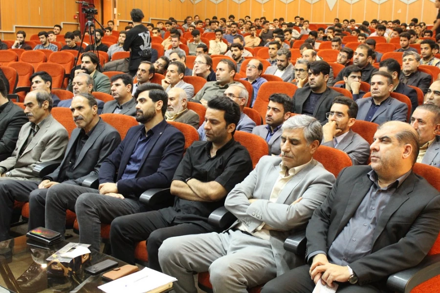 مراسم نکوداشت یاد و خاطره زنده یاد دکتر اسفندیار سپهوند در دانشگاه فرهنگیان لرستان برگزار شد: 4