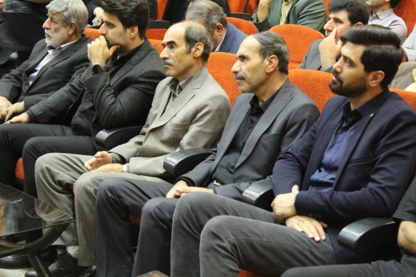 مراسم نکوداشت یاد و خاطره زنده یاد دکتر اسفندیار سپهوند در دانشگاه فرهنگیان لرستان برگزار شد: 6