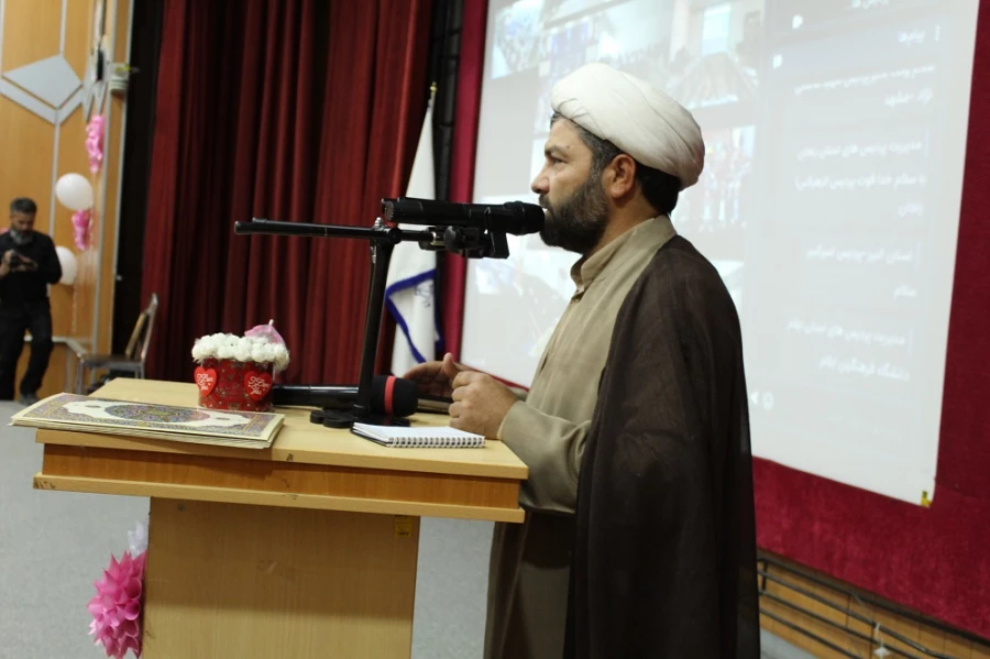 آیین استقبال از نودانشجومعلمان ورودی ۱۴۰۴ در دانشگاه فرهنگیان لرستان  11