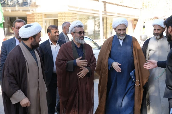 نشست بصیرتی «نسل جوان، پرچمدار استکبارستیزی» در دانشگاه فرهنگیان لرستان 5