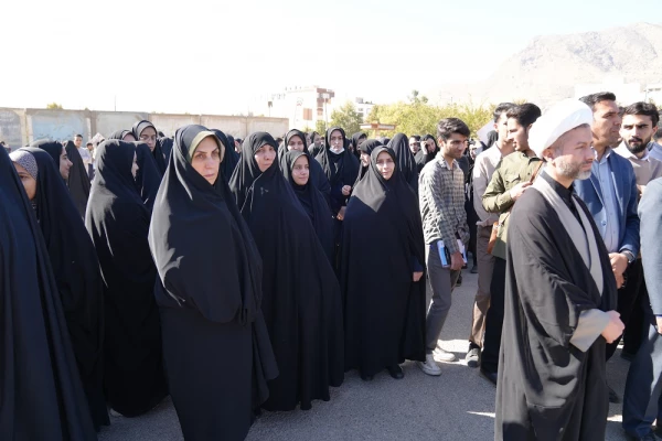 حضور پرشور دانشگاه فرهنگیان لرستان در راهپیمایی یوم الله ۱۳ آبان 4