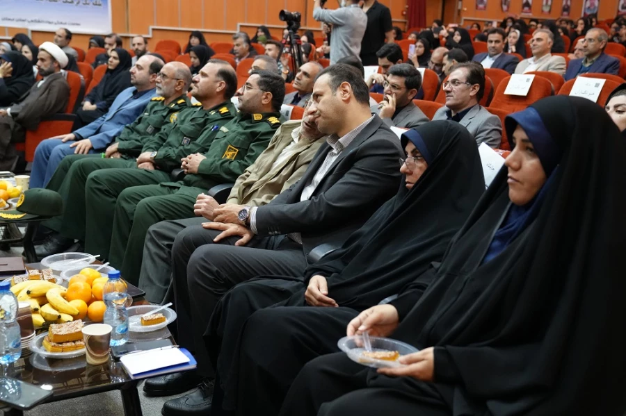 مکتب امام حسین (ع) پیام آور وحدت، ایثار و آزادگی است 2