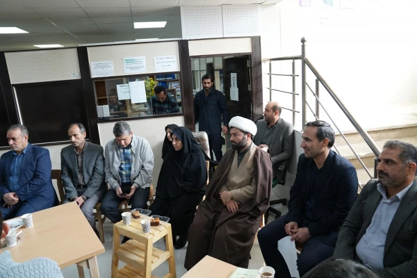  برگزاری پویش کتاب و کتابخوانی در پردیس علامه طباطبایی لرستان 9