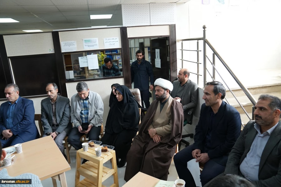  برگزاری پویش کتاب و کتابخوانی در پردیس علامه طباطبایی لرستان 9