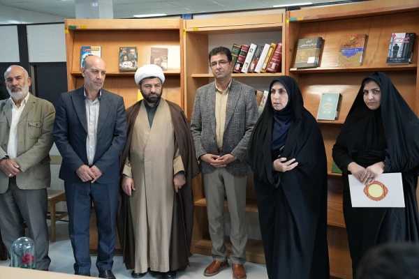  برگزاری پویش کتاب و کتابخوانی در پردیس علامه طباطبایی لرستان 13