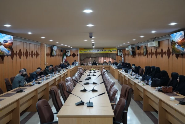  ویژه برنامه هزار نشست استادی، در محضر شهدای علمی و اقتدار ملی در دانشگاه فرهنگیان لرستان برگزار شد: 6