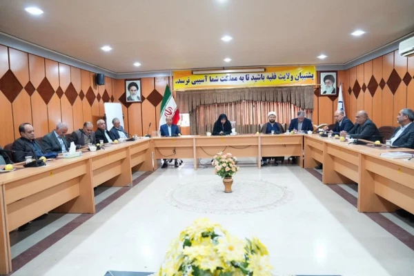 بازنشستگان، سرمایه های ماندگار دانشگاه فرهنگیان هستند 10