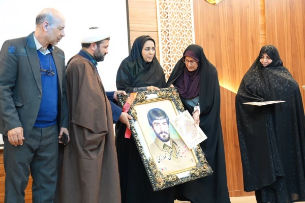 یادواره شهدای دانشجو معلم؛تجلی فرهنگ ایثار،قرآن محوری و تربیت نسل انقلابی  14