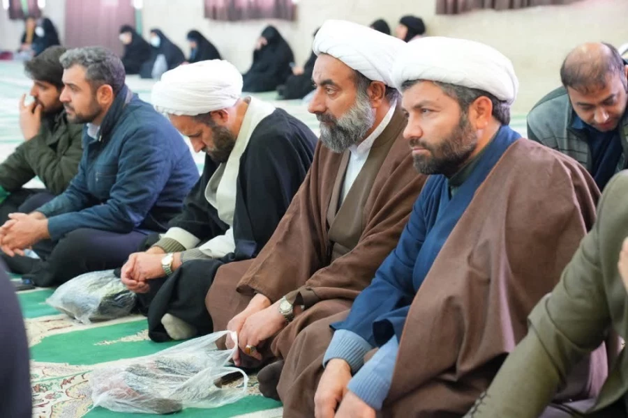 حضور مسئولان دانشگاه فرهنگیان لرستان در مراسم گرامی داشت ۹ دی در مصلای الغدیر خرم آباد 2