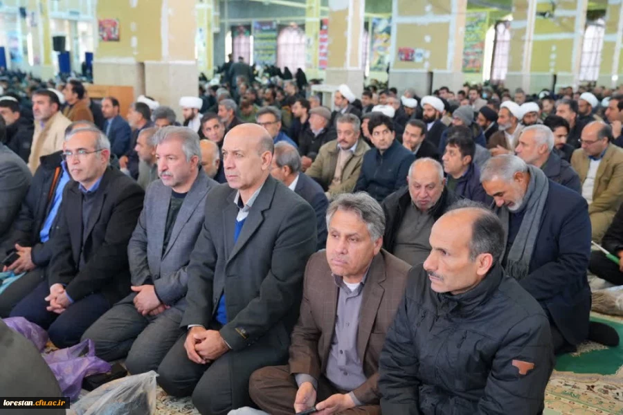 حضور مسئولان دانشگاه فرهنگیان لرستان در مراسم گرامی داشت ۹ دی در مصلای الغدیر خرم آباد 4