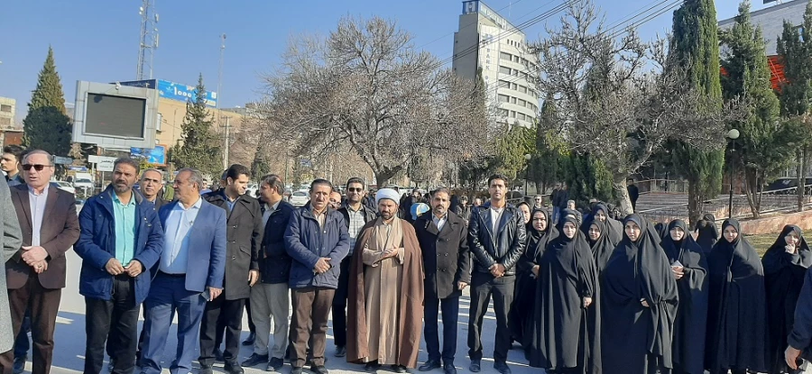 حضور کارکنان دانشگاه فرهنگیان لرستان در محکومیت اغتشاشات اخیر  3