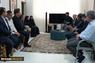 در راستای ترویج فرهنگ ایثار و شهادت برگزار شد:

دیدار مسئولین دانشگاه فرهنگیان لرستان با خانواده معزز شهید باغبان و عزیزی
