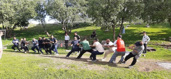 برگزاری اردوی تفریحی ـ ورزشی اساتید، کارکنان و بازنشستگان دانشگاه فرهنگیان لرستان 3
