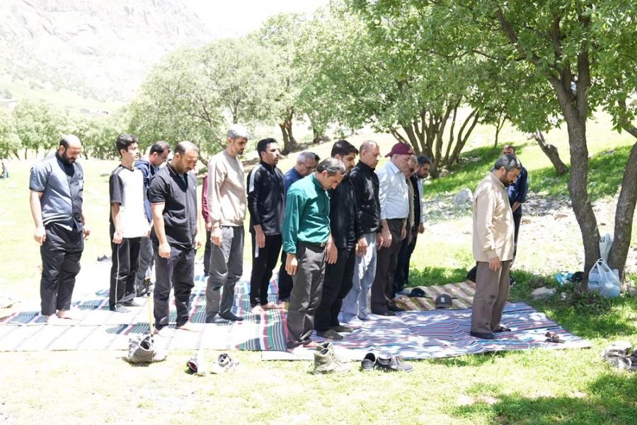 برگزاری اردوی تفریحی ـ ورزشی اساتید، کارکنان و بازنشستگان دانشگاه فرهنگیان لرستان 4